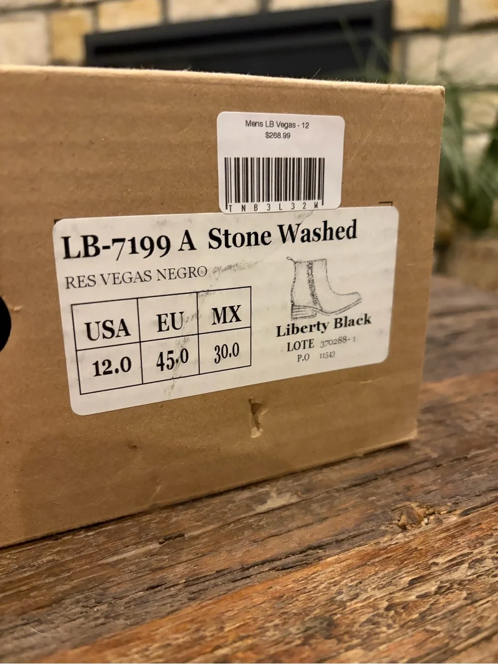 LIBERTY Black Gray Suede Ankle Boots
